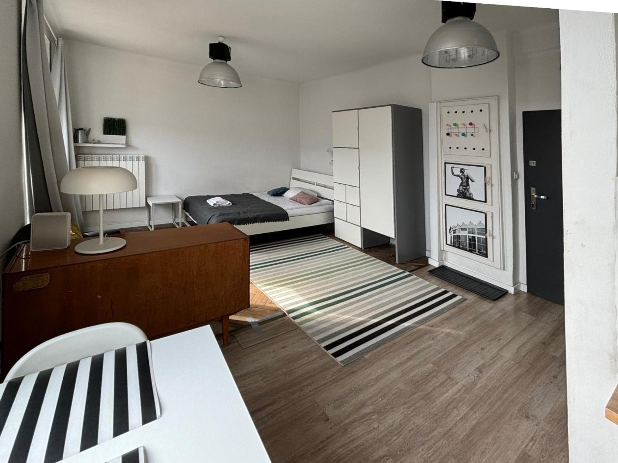 Apartament Przy Rotundzie Warschau Exterior foto